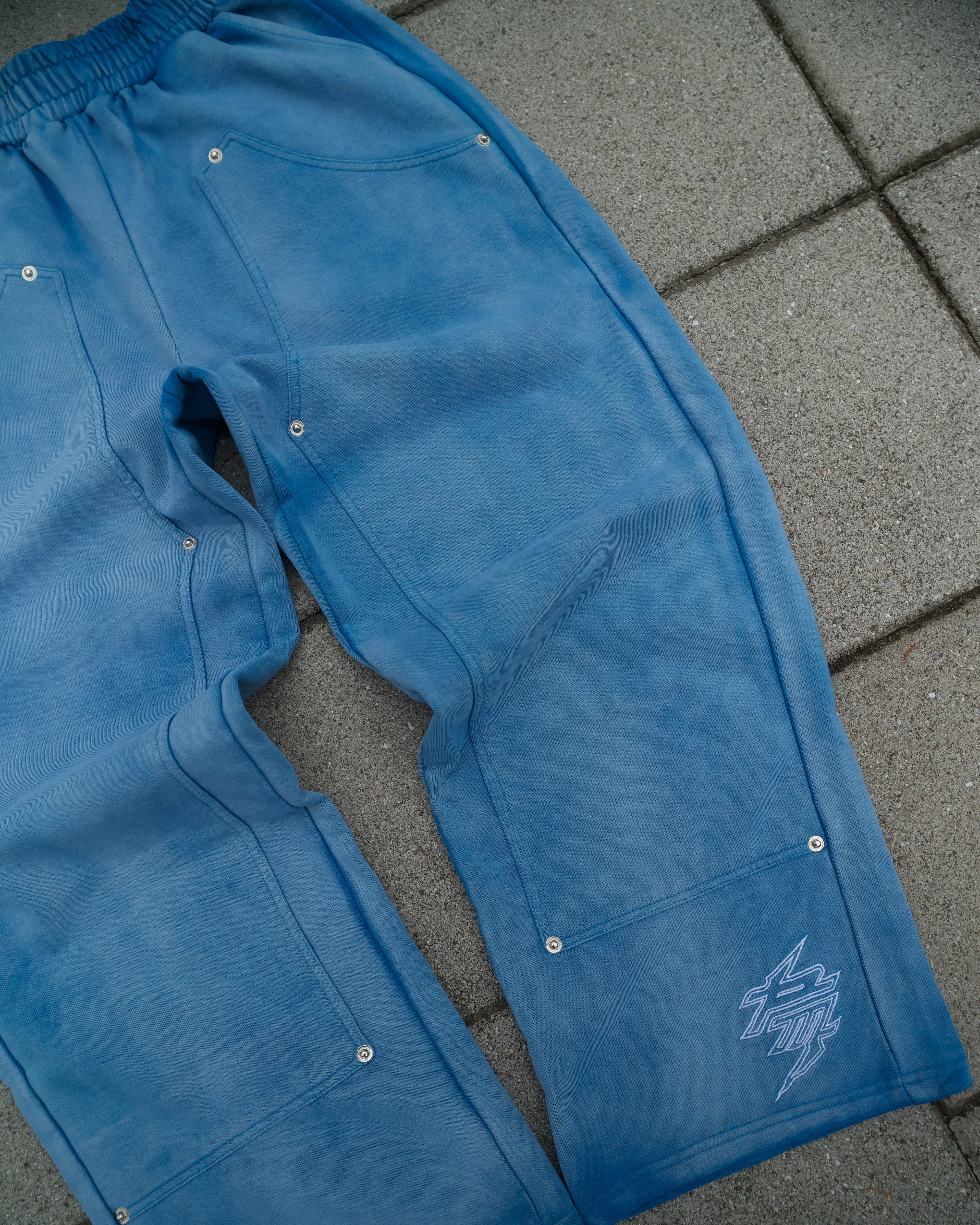 BAGGY DOUBLE KNEE SWEATPANTS